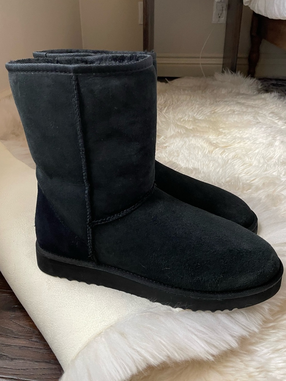 Vintage UGG Australia suede sheepskin lining black men’s shearling boots